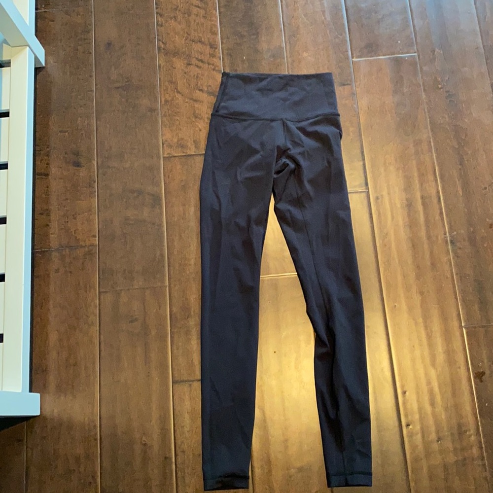 Black lulus